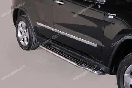 MISUTONIDA SĀNU SLIEKŠŅI AR PLATFORMU JEEP Grand Cherokee