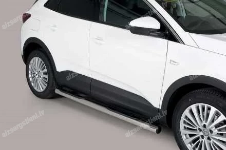 MISUTONIDA ROUND SIDE BARS WITH PLASTIC FOOTSTEPS OPEL Grandland X