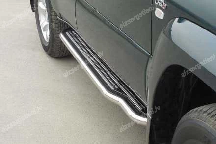 MISUTONIDA SĀNU SLIEKŠŅI AR PLATFORMU TOYOTA Land Cruiser 120