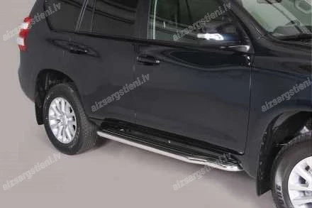 MISUTONIDA SĀNU SLIEKŠŅI AR PLATFORMU TOYOTA Land Cruiser 150