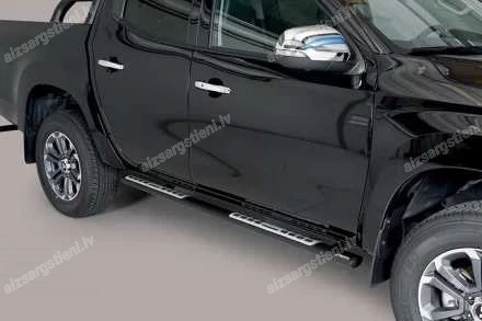 MISUTONIDA OVAL SIDE BARS WITH INTEGRATED PLASTIC FOOTSTEPS FIAT Fullback, MITSUBISHI L200
