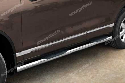 STEELER ROUND SIDE BARS WITH PLASTIC FOOTSTEPS VOLKSWAGEN Touareg